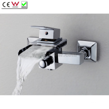 Two Holes Wall Mounted Waterfall Brass Bath Tap Faucet (QH0510W)